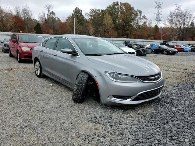 Chrysler 200 2015