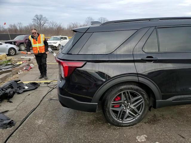 Ford Explorer 2025