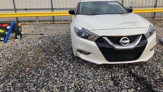 Nissan Maxima 2016