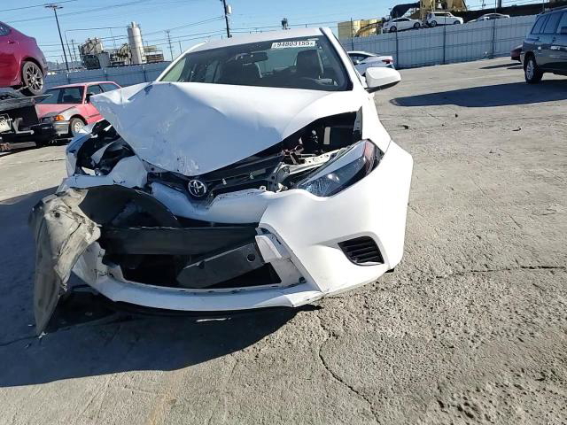 Toyota Corolla 2015