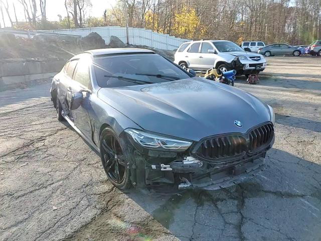 BMW Series 8 2022