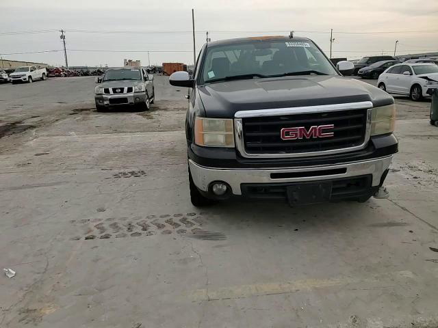 GMC Sierra 2011