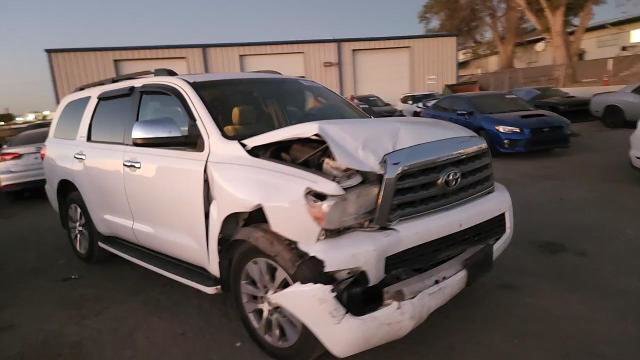 Toyota Sequoia 2015