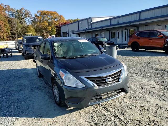 Nissan Versa 2017