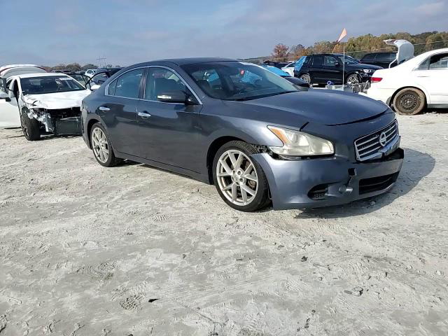 Nissan Maxima 2009