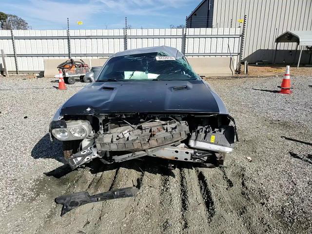 Dodge Challenger 2010