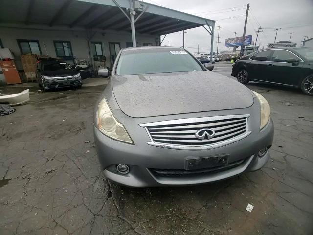Infiniti G 2013