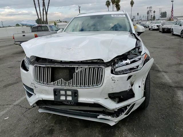 Volvo XC90 2017
