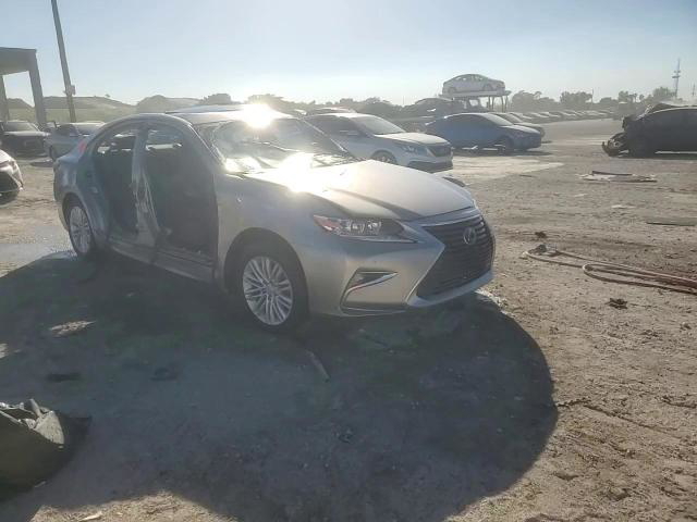 Lexus ES 2017