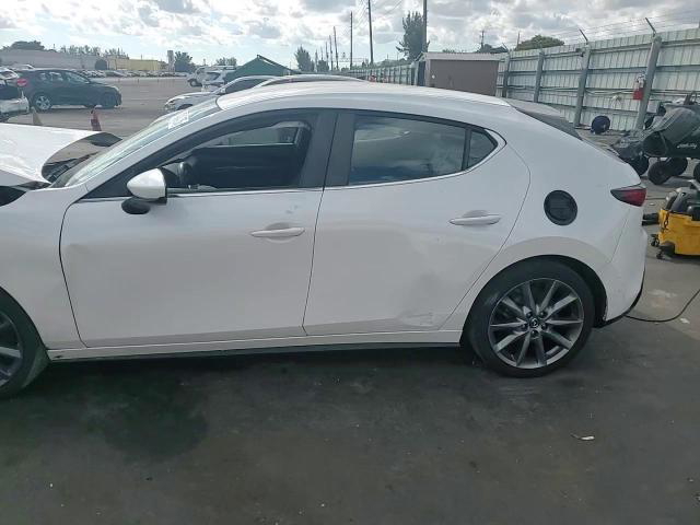 Mazda 3 2021