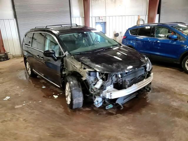 Chrysler Pacifica 2017