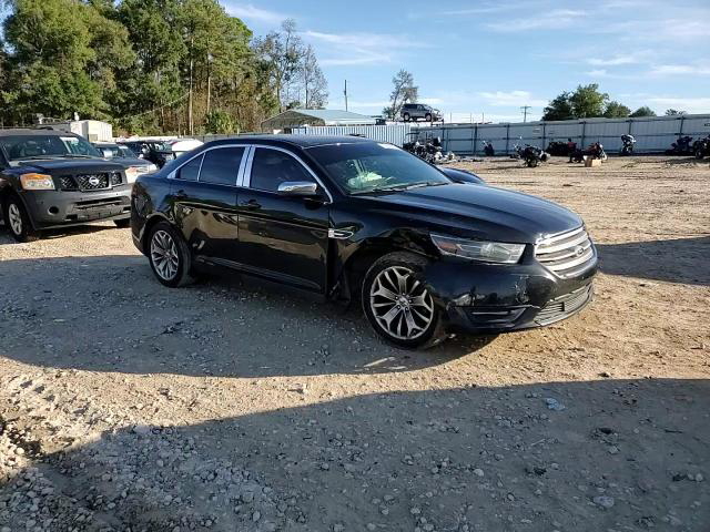 Ford Taurus 2015
