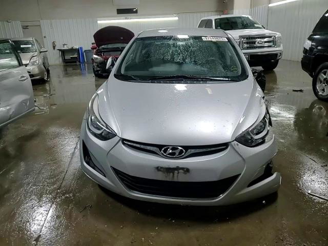 Hyundai Elantra 2016