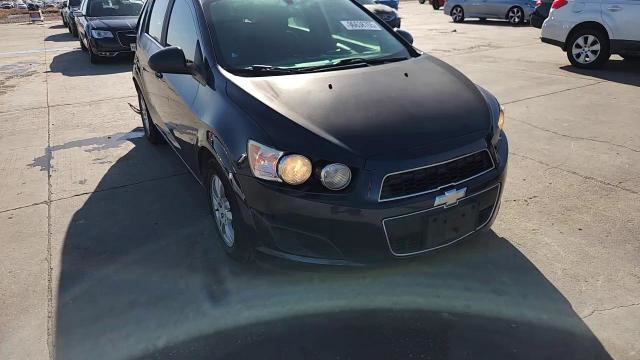 Chevrolet Sonic 2015