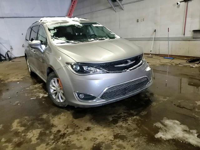 Chrysler Pacifica 2017