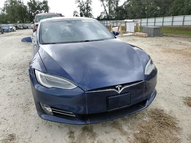 Tesla Model S 2016