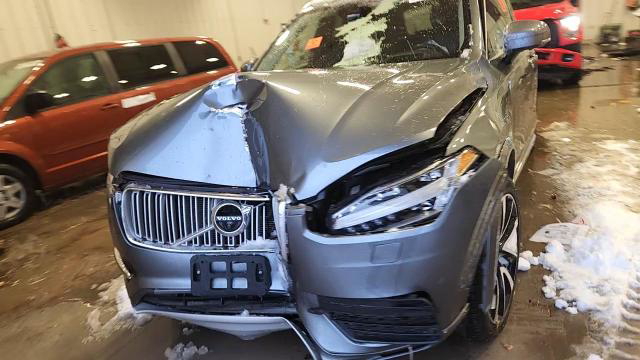 Volvo XC90 2019