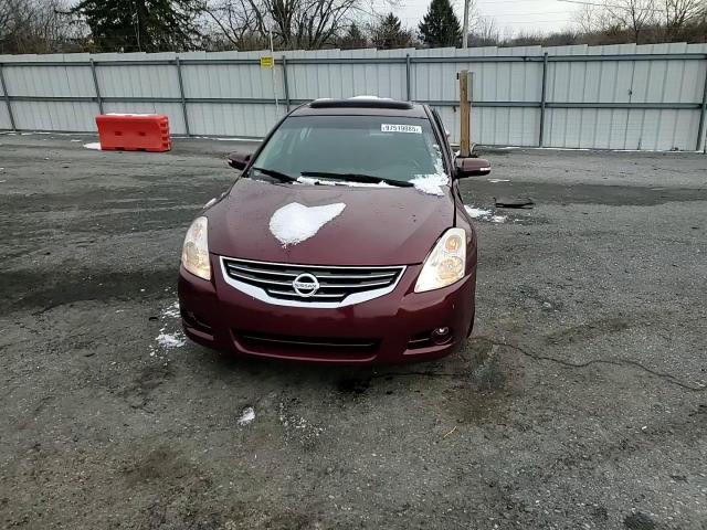 Nissan Altima 2012