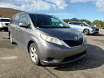 Toyota Sienna 2012
