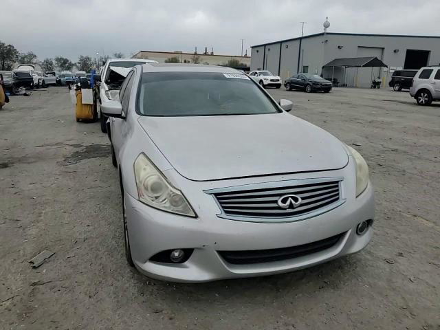 Infiniti G 2013