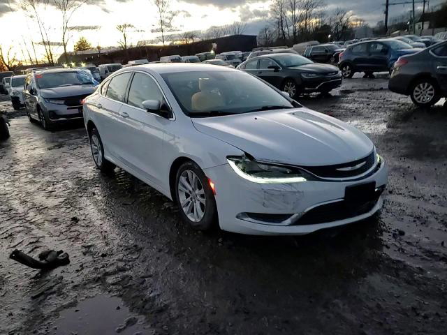 Chrysler 200 2015
