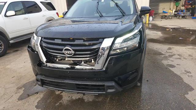 Nissan Pathfinder 2023