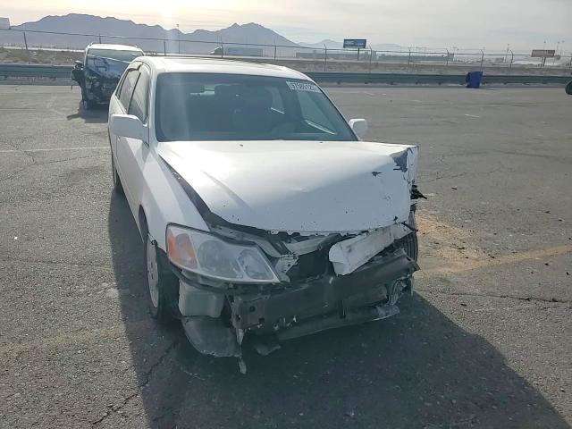 Toyota Avalon 2004