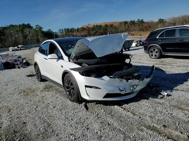 Tesla Model X 2022