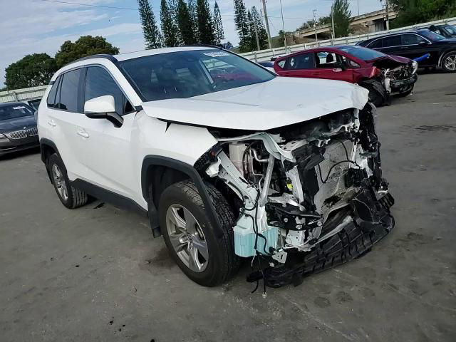 Toyota RAV 4 2024