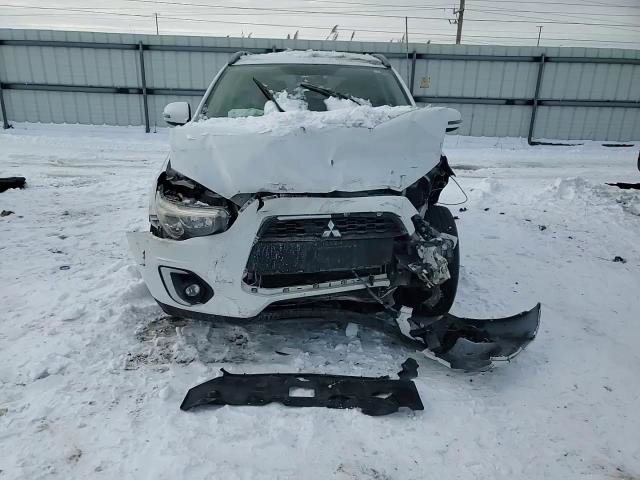 Mitsubishi Outlander 2015