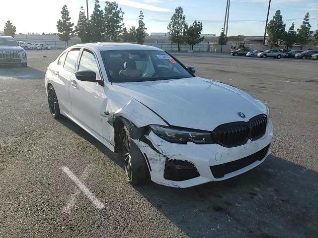 BMW Series 3 2022