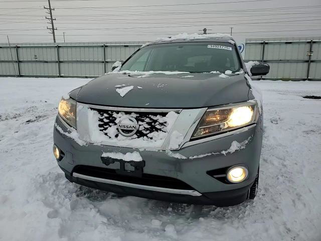 Nissan Pathfinder 2016