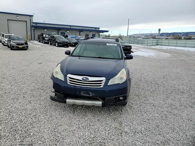 Subaru Outback 2011
