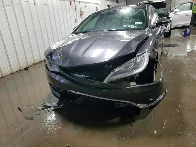 Chrysler 200 2017