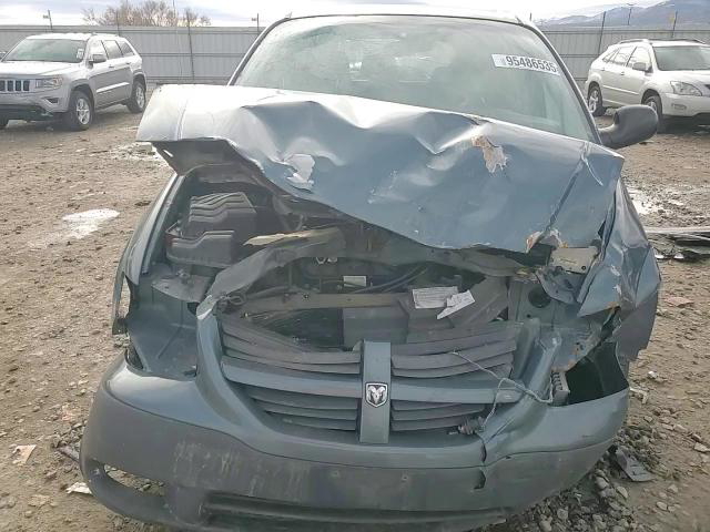 Dodge Caravan 2005