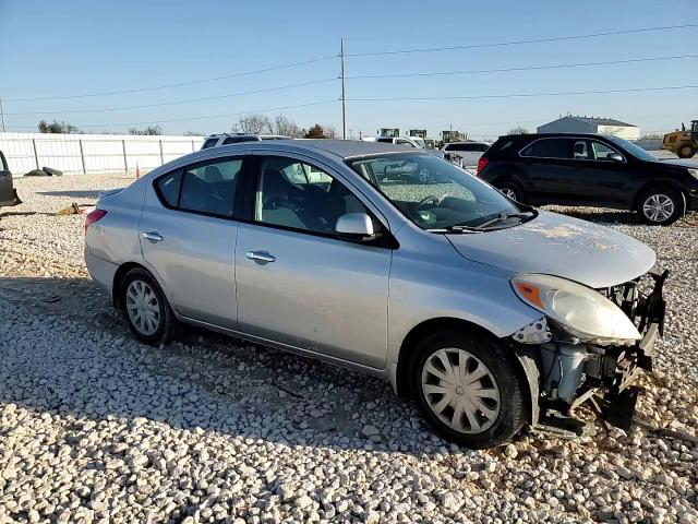 Nissan Versa 2014