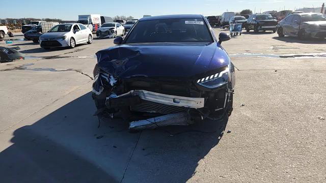 Audi A4 2023