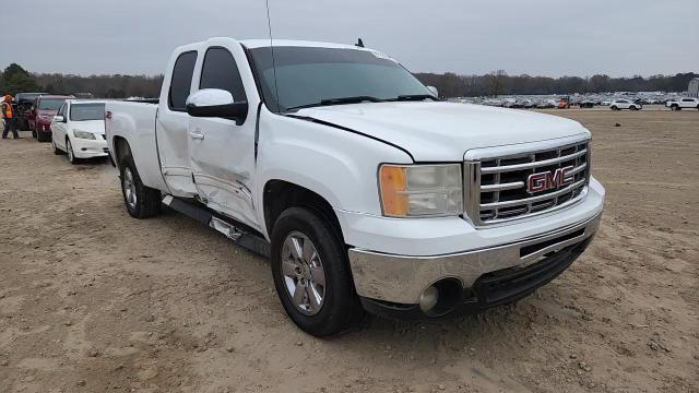 GMC Sierra 2011