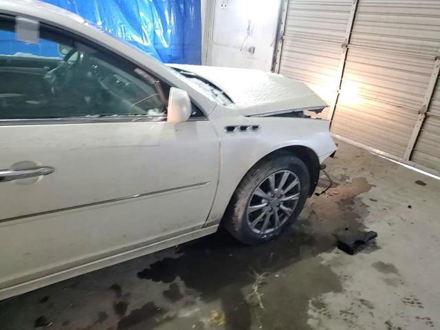Buick Lucerne 2011
