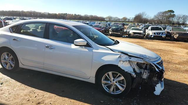 Nissan Altima 2014