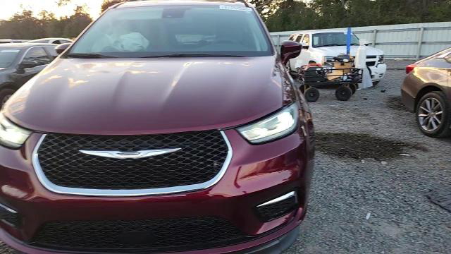 Chrysler Pacifica 2022