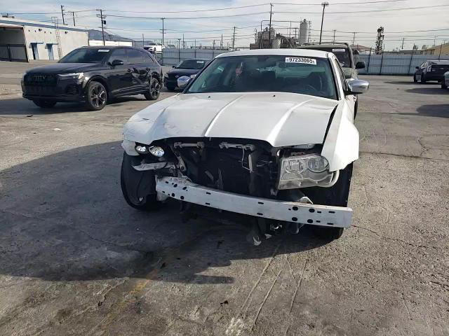 Chrysler 300 2010