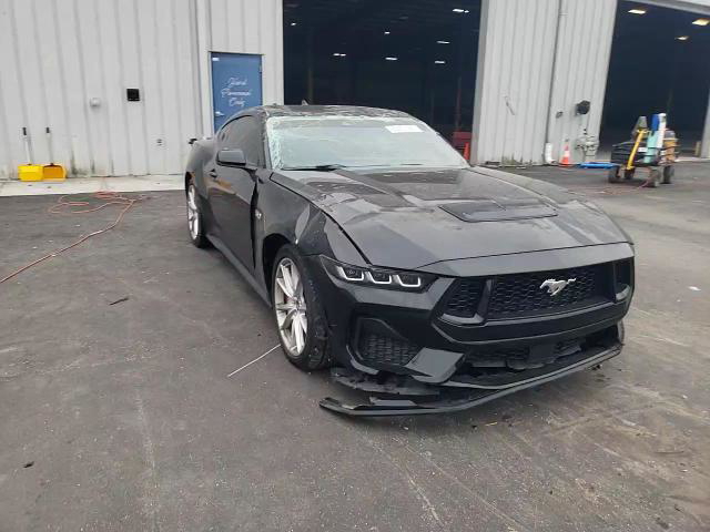 Ford Mustang 2024
