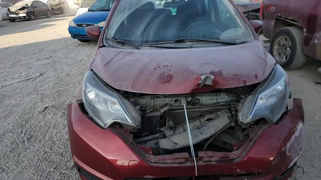 Nissan Versa 2018