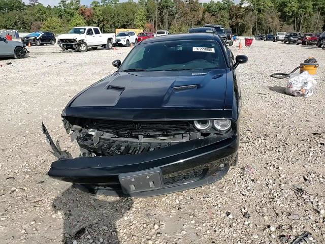 Dodge Challenger 2020