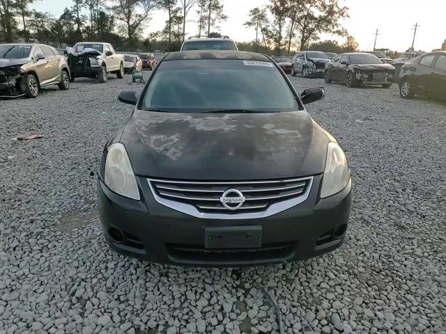 Nissan Altima 2010