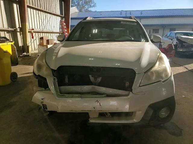 Subaru Outback 2014