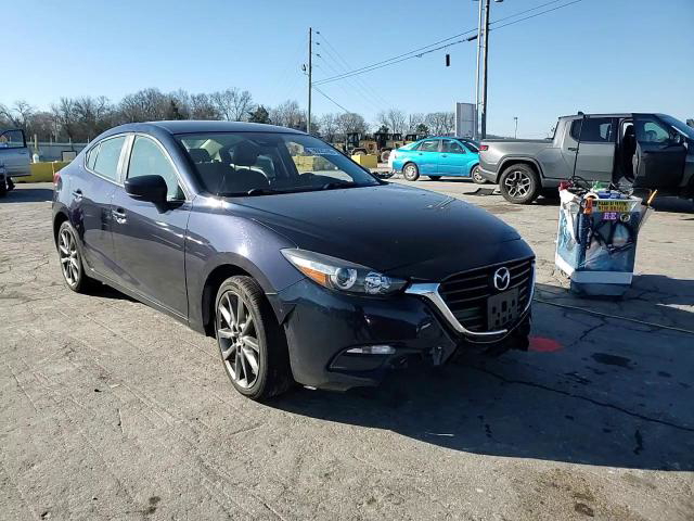 Mazda 3 2018