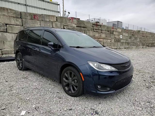Chrysler Pacifica 2018
