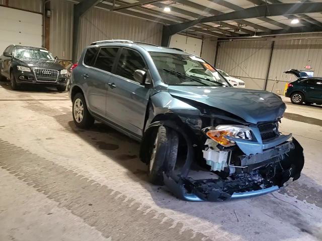 Toyota RAV 4 2010